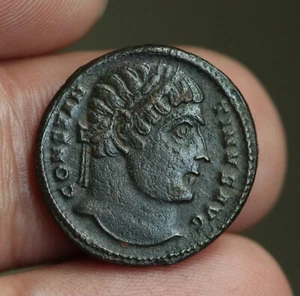 Constantine I. AD 307/310-337. Æ Follis - Picture 1 of 2