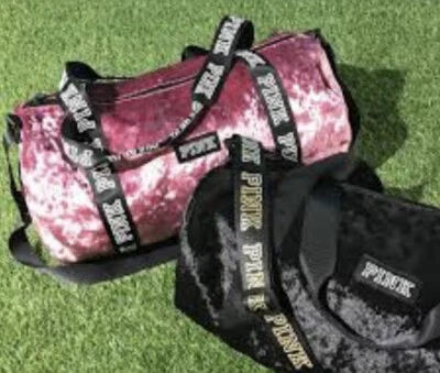 NUEVO Bolso de Lona Victoria's Secret ROSA Terciopelo Logo Negro Foto 1 de 3