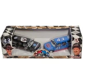 VTG Dale Earnhardt & Richard Petty 1:25 7-Time (2) Diecast Suburban Banks - New - Picture 1 of 10