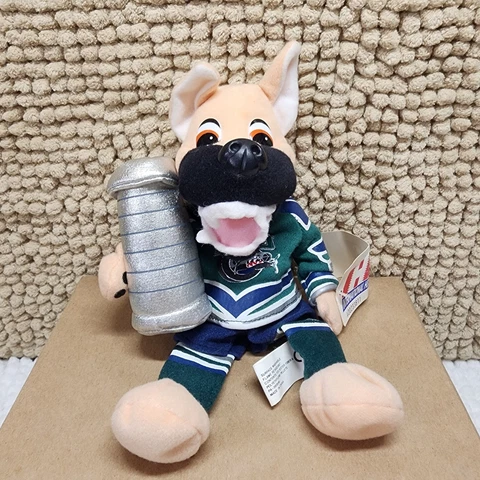 Rare Vintage IHL Houston Aeros Chilly K9 Dog Mascot Plush Toy Cover