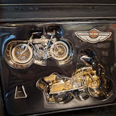 Conjunto de enfeites Harley-Davidson edição de 100º aniversário marca registrada lembrança 2003  - Imagem 1 de 4