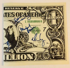 Auténtico billete de dólar "Bebés de mil millones de dólares" firmado por Alice Cooper x 4 JSA - Imagen 1 de 3