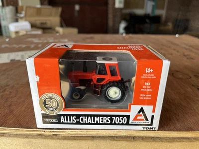 1/64 Allis Chalmers 7050 50th Anniversary - Image 1 of 4