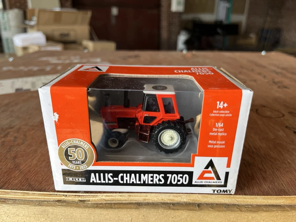 1/64 Allis Chalmers 7050 50th Anniversary - Image 1 of 4