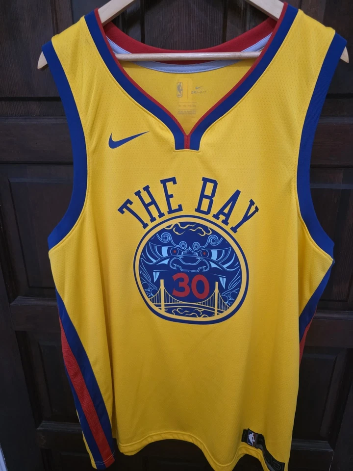 Camiseta deportiva Nike Swingman Curry XXL City Edition de segunda mano herencia china Foto 1 de 4