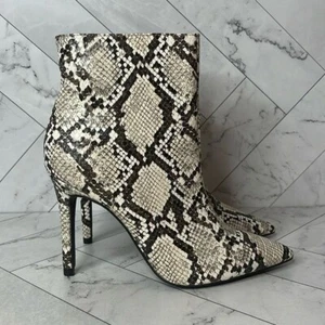 NWT Thalia Sodi Womens Snake Print Rylie Heeled Ankle Bootie Shoe Size 5M - Picture 1 of 9