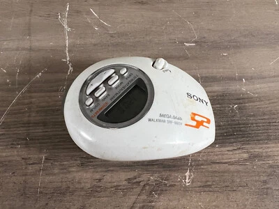 Sony SRF-M85V Sports Radio Walkman Clip AM FM Weather MEGA BASS TESTED Works - Image 1 of 4