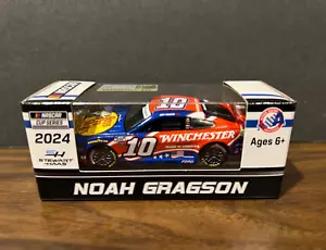 Bajo Noah Gragson 2024 #10 Pro Shops Salutes SHR Mustang 1/64 taza - Imagen 1 de 3