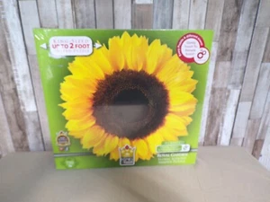 King Of Puzzles Daisy Days scented puzzle NIB 750 pcs - Picture 1 of 2