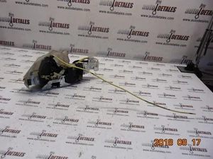 Cerradura puerta trasera izquierda mercedes clase s w220 a2207303935 usada 2003 - Imagen 1 de 8