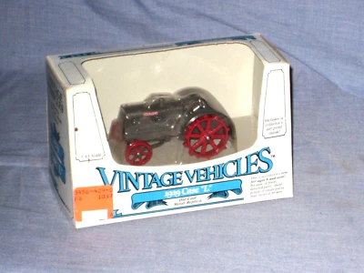 ERTL DIE CAST FARM TRACTOR - 1929 CASE "L" - 1:43 SCALE - NIP - Image 1 of 4