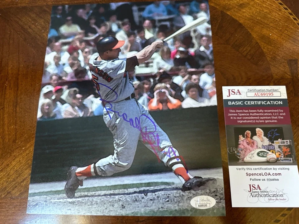 Brooks Robinson Signed 8x10 Photo- JSA AUTHENTICATED MLB Baltimore Orioles- COA - Image 1 of 1