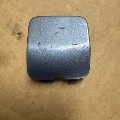 2011 2013 2014 OEM Subaru Legacy para-choque traseiro tampa de reboque plugue acabamento para os olhos K6U - Imagem 1 de 4