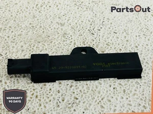 2016-2019 BMW 750i xDRIVE KEYLESS ACCESS ENTRY SENSOR ANTENNA MODULE OEM - Picture 1 of 7