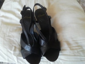 clarks evening sandals