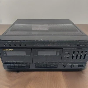 Magnavox All In 1 Stereo St1190 VTG Cassette Tape AM/FM Turntable Record *READ* - Picture 1 of 13