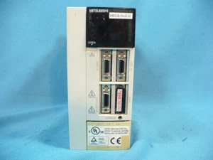 Mitsubishi Electric Corp Mazak Mazatrol MDS-B-SVJ2-20 Alimentatore servoazionamento - Foto 1 di 7