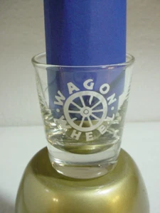 VINTAGE HTF WAGON WHEEL SHOT GLASS, NITE CLUB, RESTAURANT, WAITE PARK MINNESOTA - Picture 1 of 4