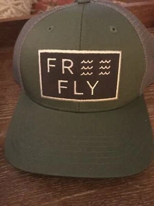 🧢 Free Fly Wave Trucker Cap - Outdoor Adventure Gear Green Snap Back - Picture 1 of 3