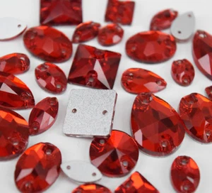 Formas Mixtas Tamaños Rojo Costura En Estrás Plano Cristal Vidrio 2 Agujeros - Imagen 1 de 5