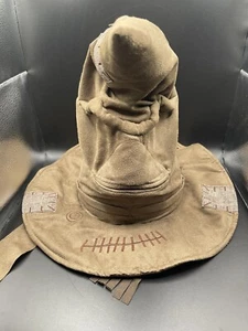 ► Wizarding World Harry Potter Interactive Talking Hat 15 Sätze in Deutsch◄ ✅ - Bild 1 von 5