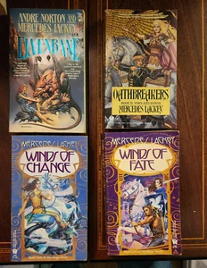 LOT OF 4 MERCEDES LACKEY VINTAGE FANTASY PB 1990'S MAGE WINDS ELVENBANE - Picture 1 of 3