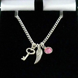 Collar con Piedra de Nacimiento Ala & Llave, Alta Calidad Canal, Regalo en Caja - Imagen 1 de 11