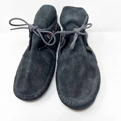 Minnetonka Women's Moccasin Size 9 Black Leather Suede Embroidery Flap Soft Sole - Image 1 of 4