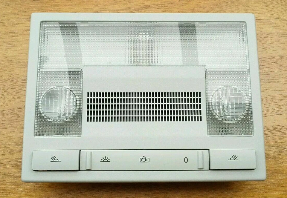 SEAT LEON 2005-2012 ORIGINAL - UNIDAD DE LUZ INTERIOR DELANTERA Foto 1 de 1