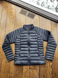 Patagonia Damen Daunen Pullover Jacke Gr. Medium schwarz neu mit Etikett - Bild 1 von 6