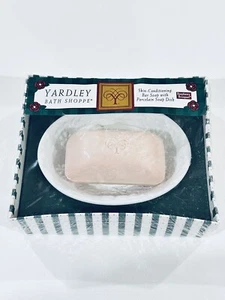 Vintage Yardley Skin Conditioning Bar Soap With Porcelain Dish Raspberry Bouquet - Picture 1 of 2