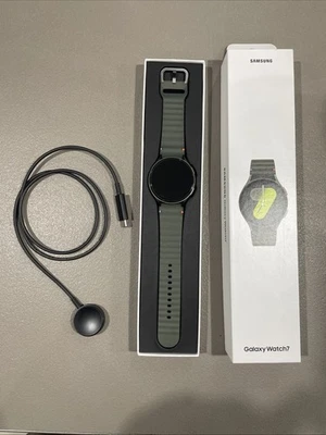 Samsung Galaxy Watch7 L310 44mm Aluminium Bluetooth Wi-Fi GPS Smartwatch Grün  - Bild 1 von 2