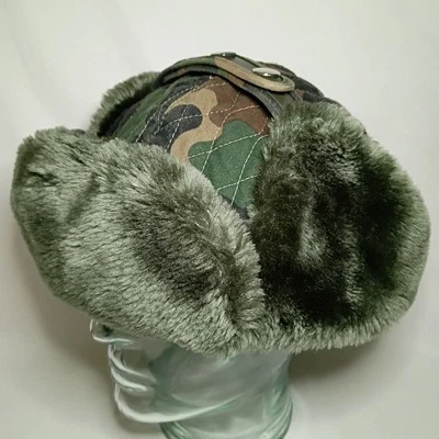 Vintage Camouflage Camo Faux Fur Bomber Trapper Hat Small Thinsulate Winter Hunt - Image 1 of 4