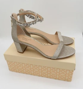 Sandalias de tacón Jewel By Badgley Mischka para mujer con correa de estrás 9 NUEVAS - Imagen 1 de 8