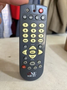 One For All Universal VCR DVD TV Remote Control URC-4640B00 - Picture 1 of 4