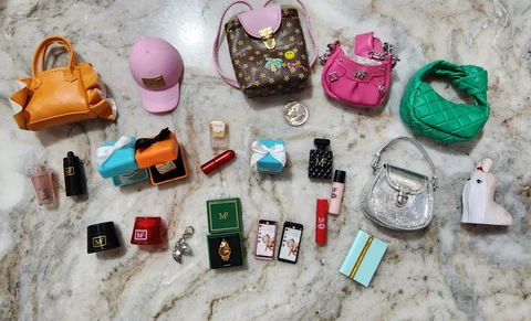 NEW RELEASE Zuru 5 Surprise Mini Brands Fashion Series 2  YOU PICK Cover