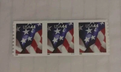 US Stamps SCOTT # 4394, COIL STRIP OF 3 MNH PNC # V1111 44c USA FLAG YEAR 2009 - Image 1 of 3