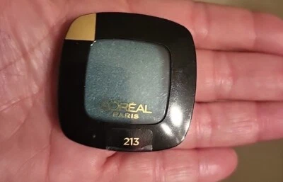 L'Oreal Colour Riche Eyeshadow #213 Teal Couture - Image 1 of 2