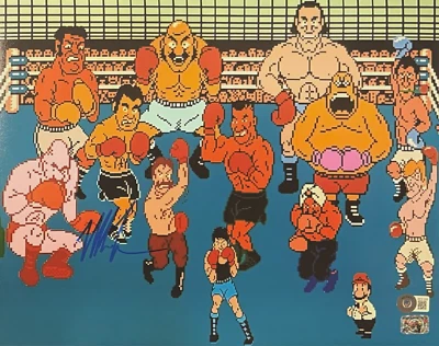 Foto autografiada por Mike Tyson 11x14 Punch Out boxeo firmada Beckett BAS azul Foto 1 de 2
