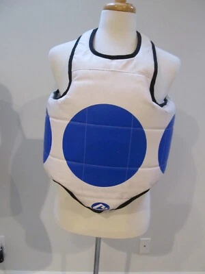 Rhingo Chest Guard Protector Sparring Gear Vest Red/Blue Reversible Child LARGE - Image 1 of 4