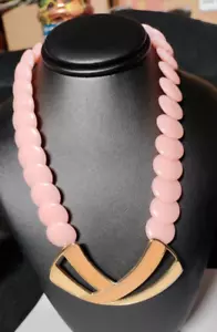 VINTAGE SCHÖNE SCHMUCK TRIFARI ROSA LUCIT UND EMAILLE HALSKETTE 17 ZOLL - Bild 1 von 9