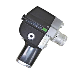 Fujica Single-8 P300 z 1967 roku nieprzetestowane ślady wycieku na komorze baterii  - Zdjęcie 1 z 7