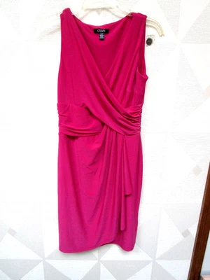 VESTIDO CHAPS-ROSA-CUELLO CRUZADO-SIN MANGAS-VOLANTES DRAPEADOS-VAINA-TALLA-PM-NUEVO CON ETIQUETAS Foto 1 de 3