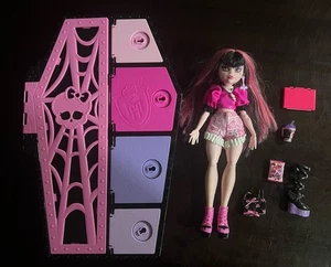 Monster High Skulltimate Secrets Draculaura SS1 2022 primera serie onda 1 - Imagen 1 de 10