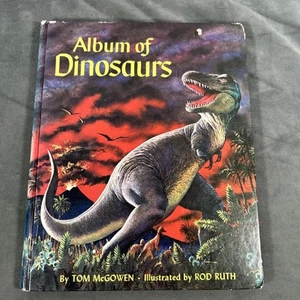 Vintage Album of Dinosaurs Book For Kids Children By Tom McGowen Rod Ruth 1974 - Imagen 1 de 22