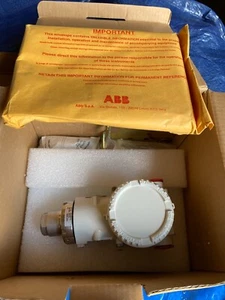 ABB; TRASMETTITORE DI PRESSIONE SERIE 2600T: 0/100 BAR 42VDC - Foto 1 di 4