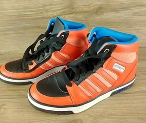 Adidas Jungen Schuhe - US Größe 5,5 Farbe: dunkelorange/schwarz/blau/weiß - EVH 791004 - Bild 1 von 9