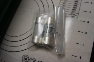 NEU Sicherung W-220911 W220911 Ferraz Shawmut 100A 690VAC Protistor - Bild 1 von 3