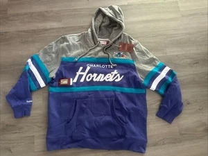NEU Mitchell & Ness Charlotte Hornets Head Coach Hoody 4XL Hardwood Classics T26 - Bild 1 von 5