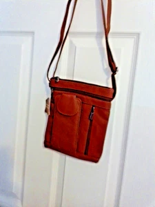 Maze Leather Crossbody  Bag Cellphone Holder Many Zippered Compartments - Picture 1 of 4